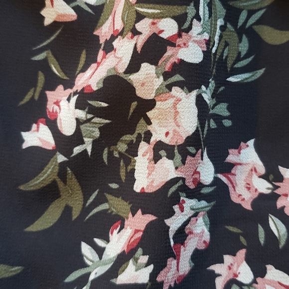 Gorgeous Midi Floral Dress - Picture 3 of 4